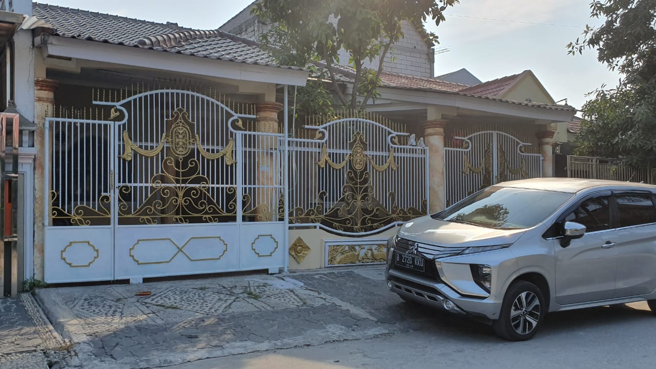 Disewakan Rumah di Katalya Jakarta Barat